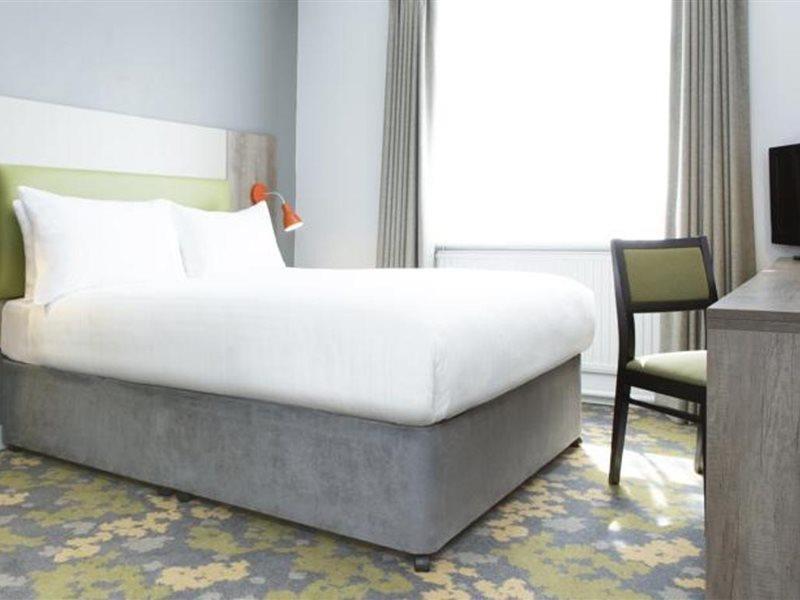 Epping Forest Hotel Woodford Εξωτερικό φωτογραφία