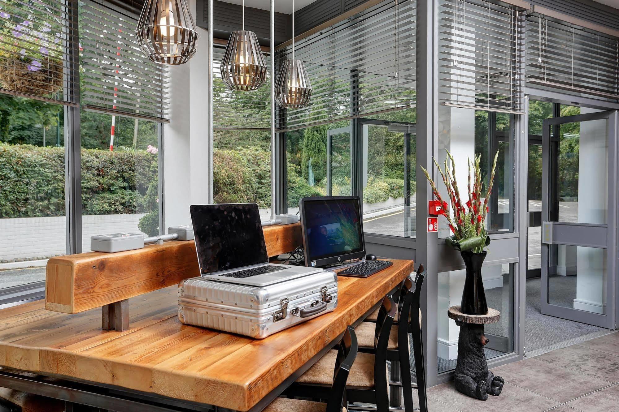 Epping Forest Hotel Woodford Εξωτερικό φωτογραφία