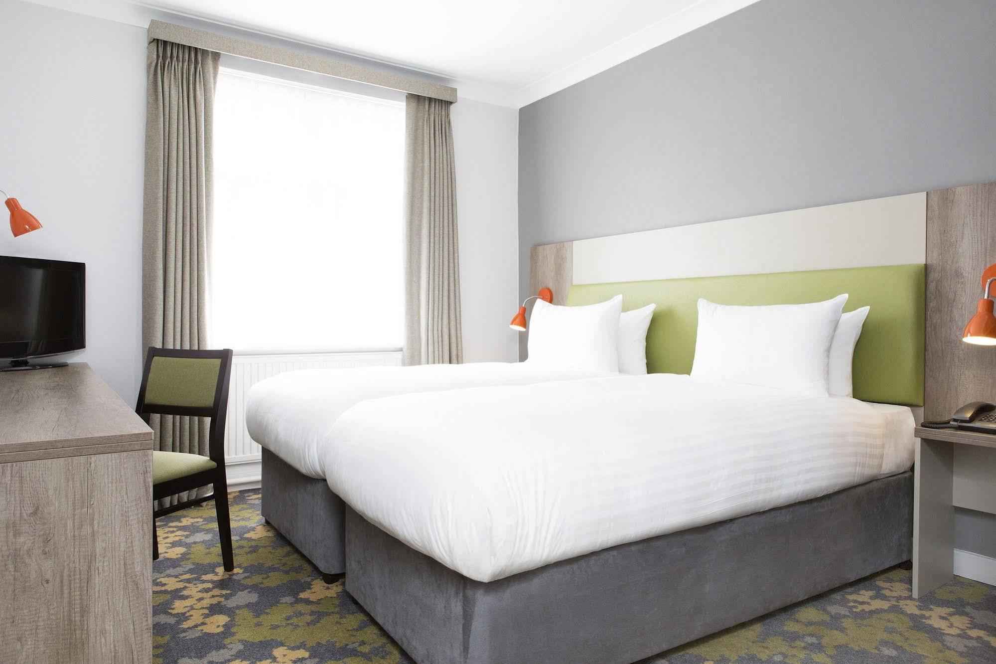 Epping Forest Hotel Woodford Εξωτερικό φωτογραφία