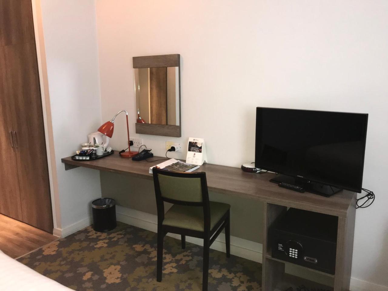 Epping Forest Hotel Woodford Εξωτερικό φωτογραφία